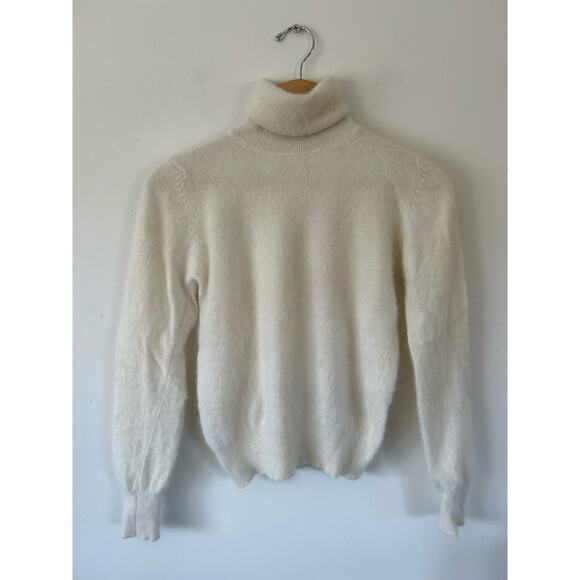 Jordache vintage womens sweater size M cream white turtleneck - Picture 1 of 6